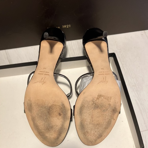 Giuseppe Zanotti 38 gorgeous perfect one wear!  $350 - Picture 4 of 12